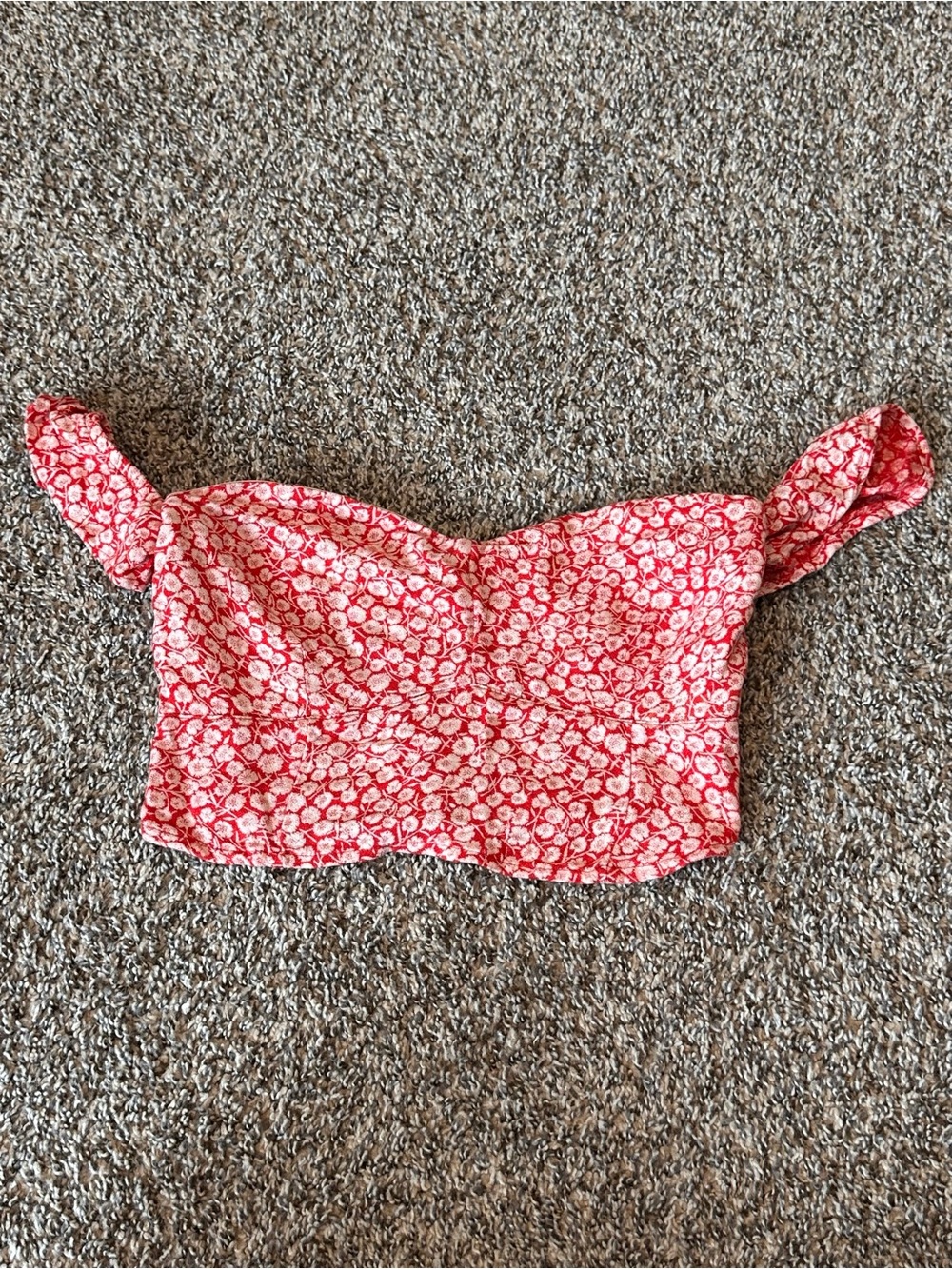 Abercrombie & Fitch Red Floral Off-Shoulder Crop Top